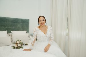 Irene y Marina el día de su boda en Jerez de la Frontera, tras llegar en coches de caballo a la Alameda Vieja antes de su ceremonia civil en la Bodega Álvaro Domecq.